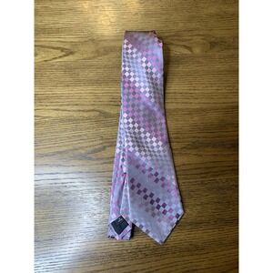 Murano Men's 100% Silk Pink and Grey Geometric Checkered Necktie Hand